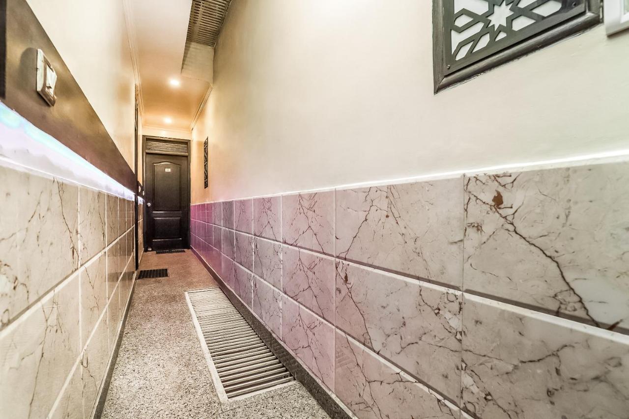 Hotel Shiv Palace Нью-Дели Экстерьер фото