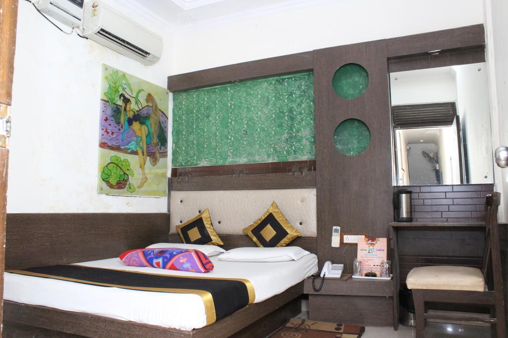 Hotel Shiv Palace Нью-Дели Экстерьер фото
